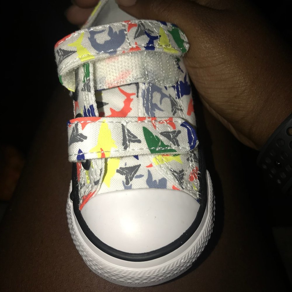 Shark Converse